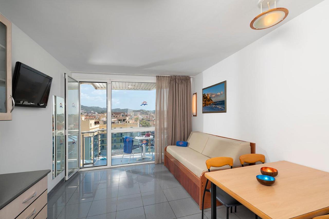 Apartaments Blau Lloret de Mar Esterno foto